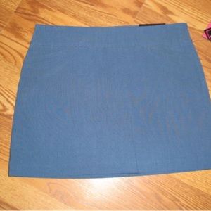 ATTYRE MISSES SKORT BLUE  SIZE 12. NWT